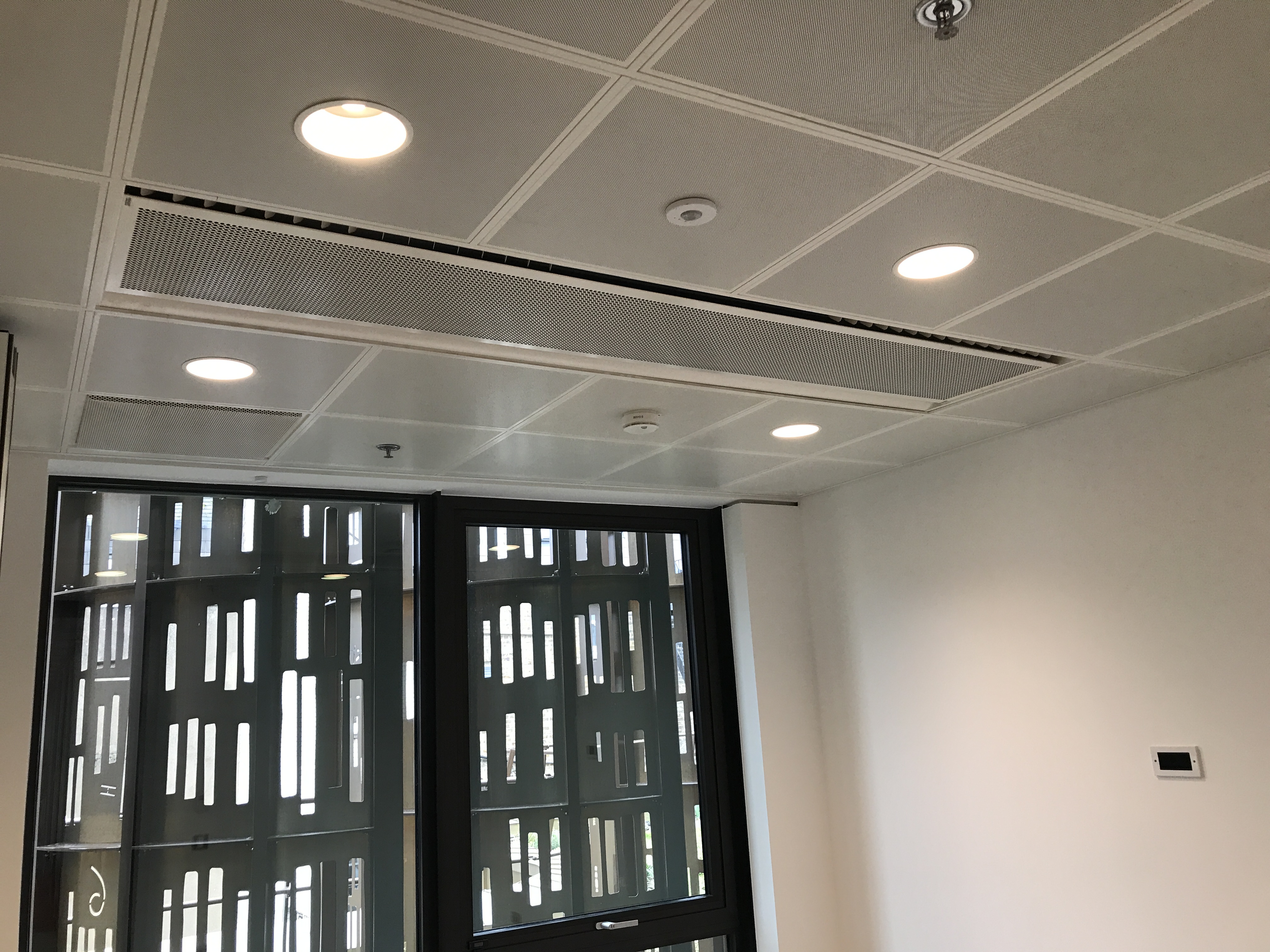 Image showing inside a healthcare building using chilled beams supplied by Frenger Healthcare building