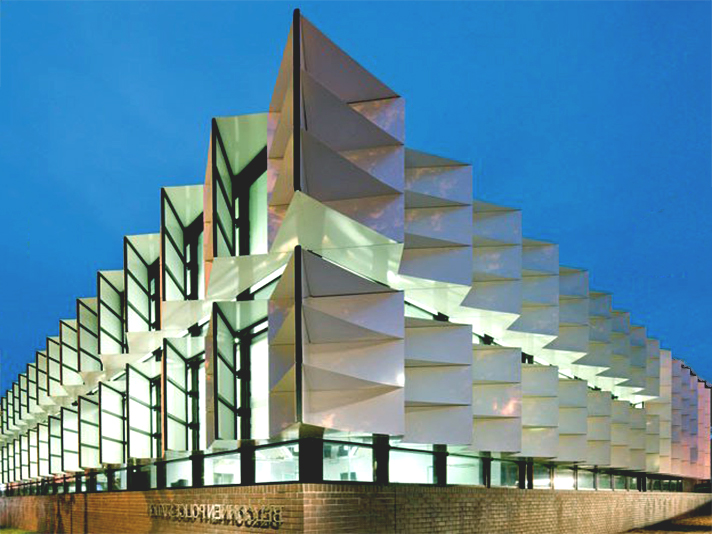 Image showing the outside of the Belconnen Police Station in Canberra Belconnen Police Station