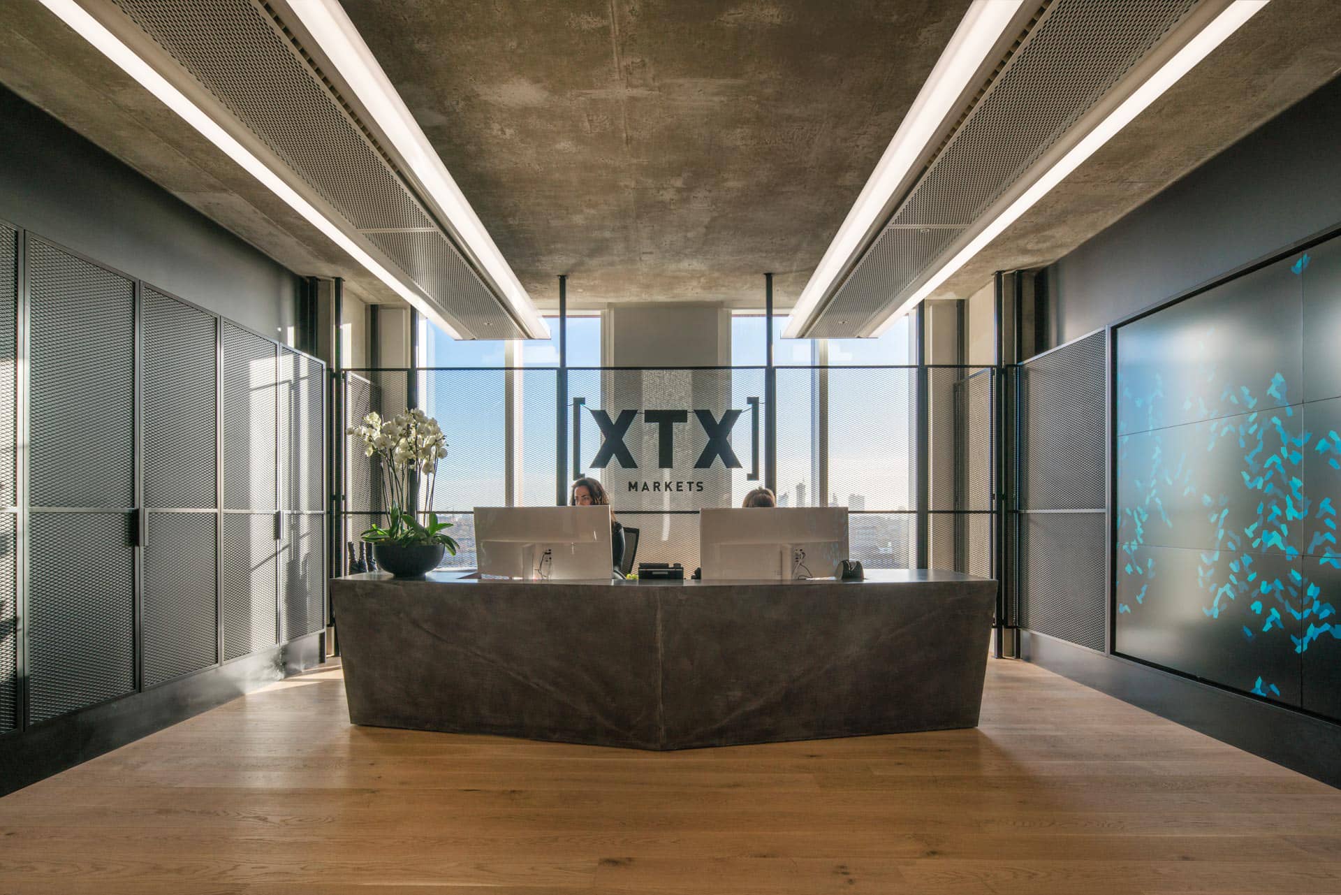 Kings Cross Building R7 Outside
