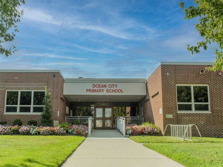 An image showing the outside of Ocean City Primary School located in New Jersey Ocean City Primary School